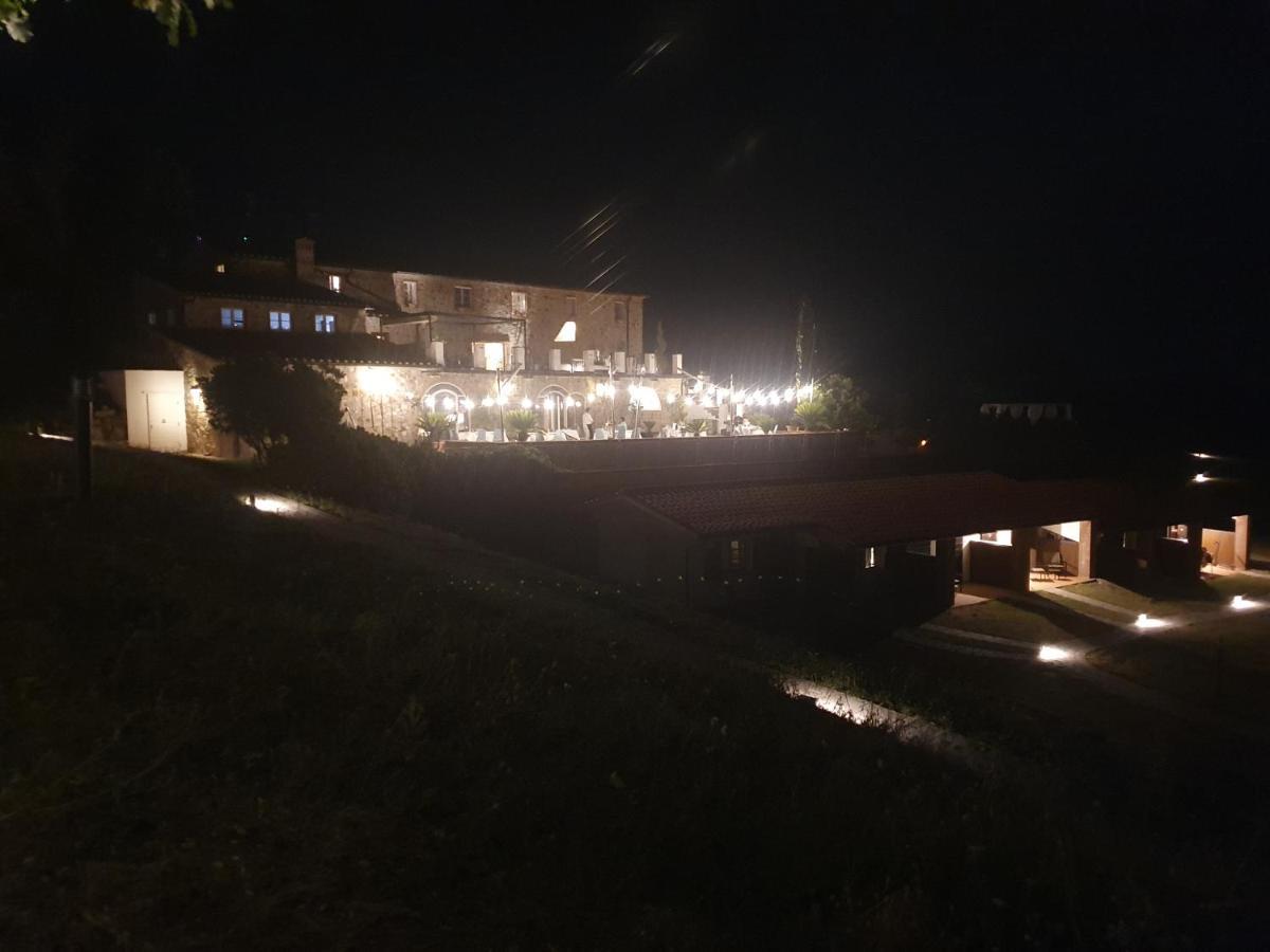 Vakantieboerderij Vin - Wine And Agriturismo Montieri