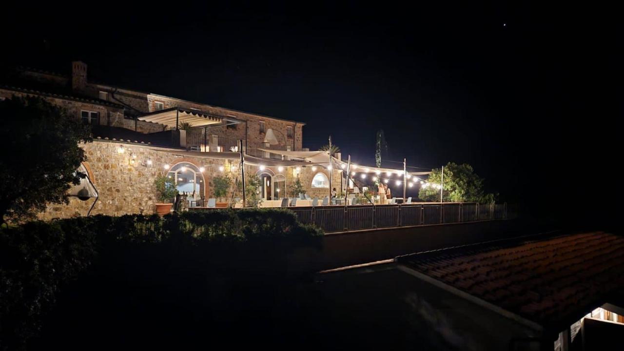 Vin - Wine And Agriturismo *