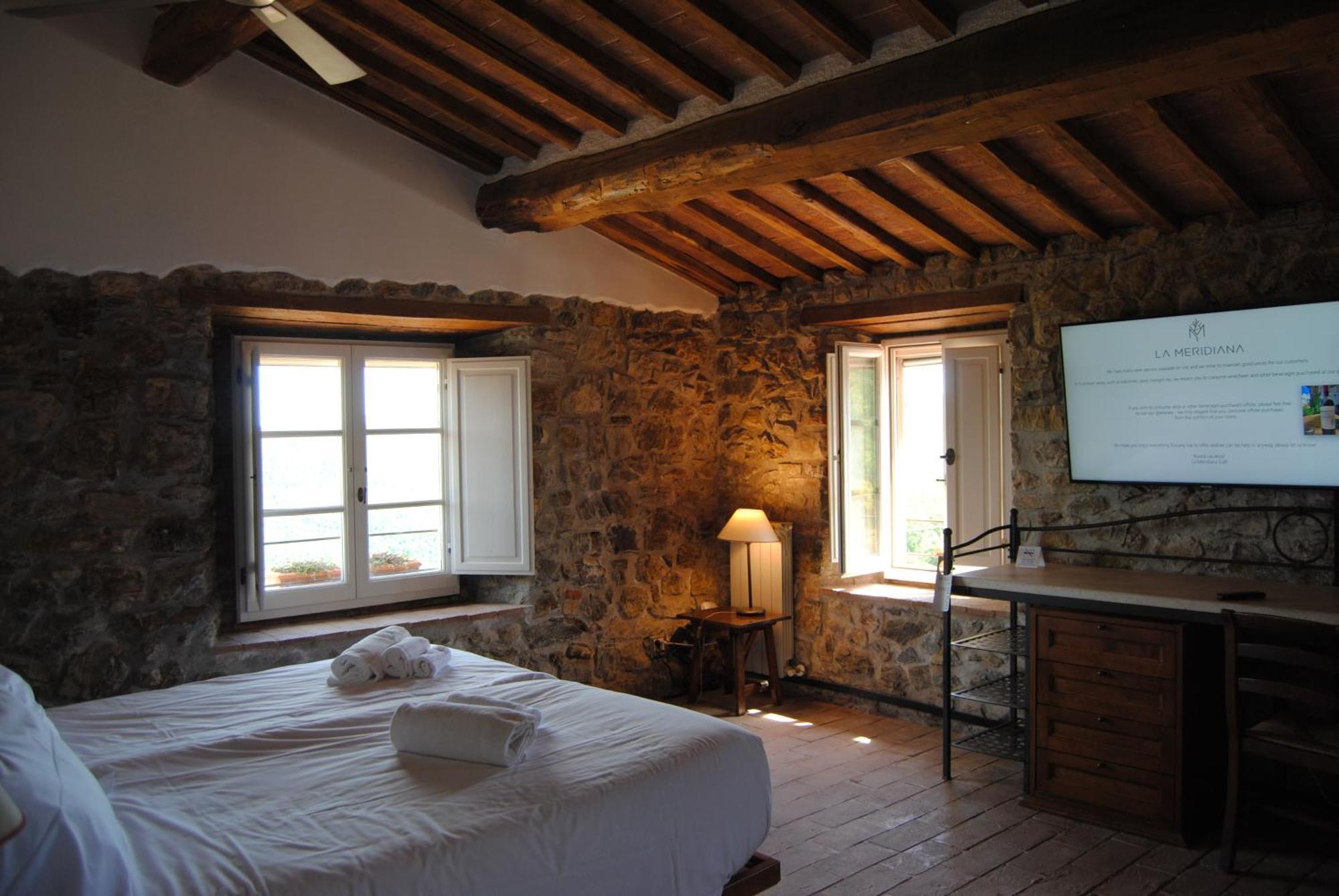Vin - Wine And Agriturismo Montieri